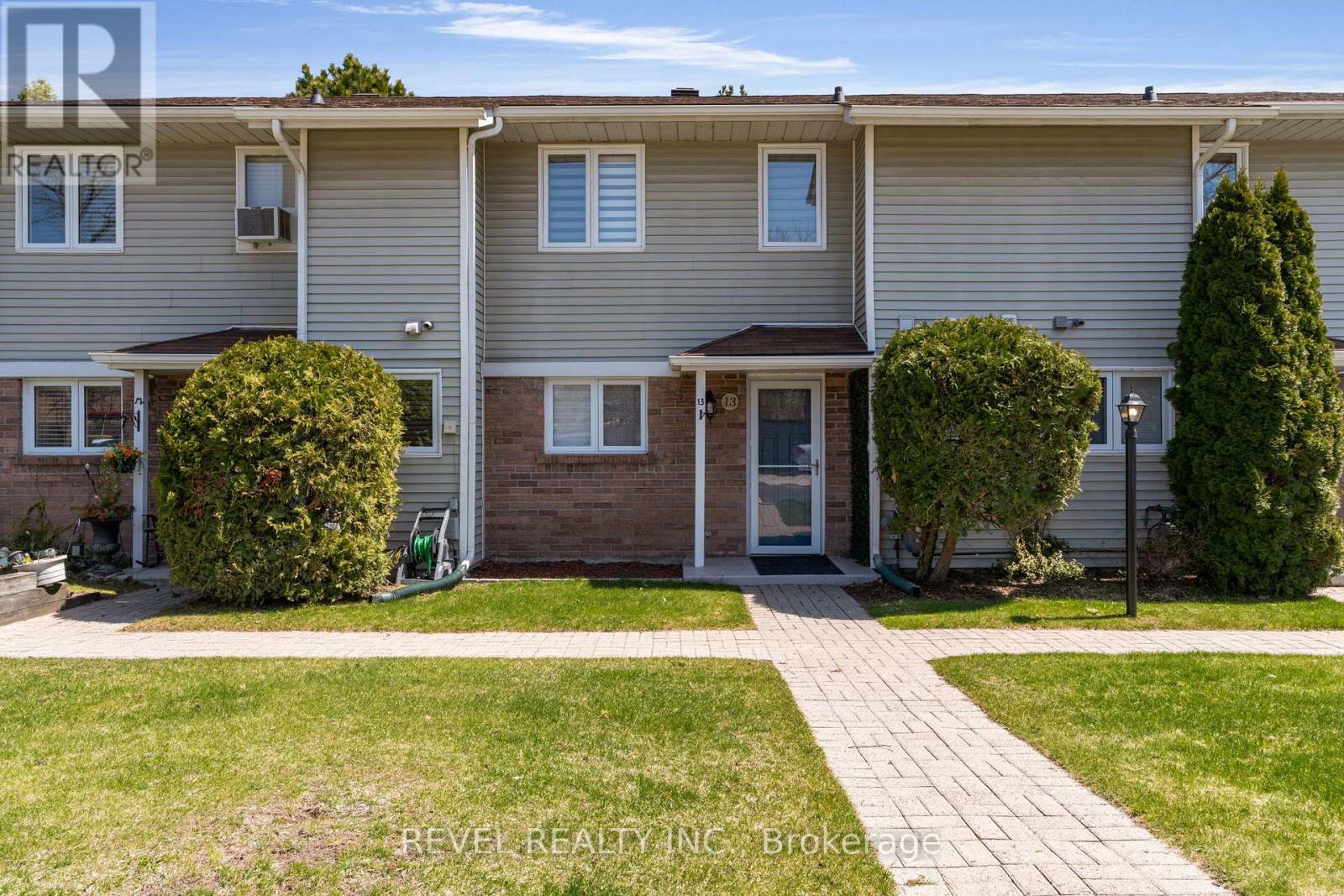 #13 39 28TH STREET S - 1