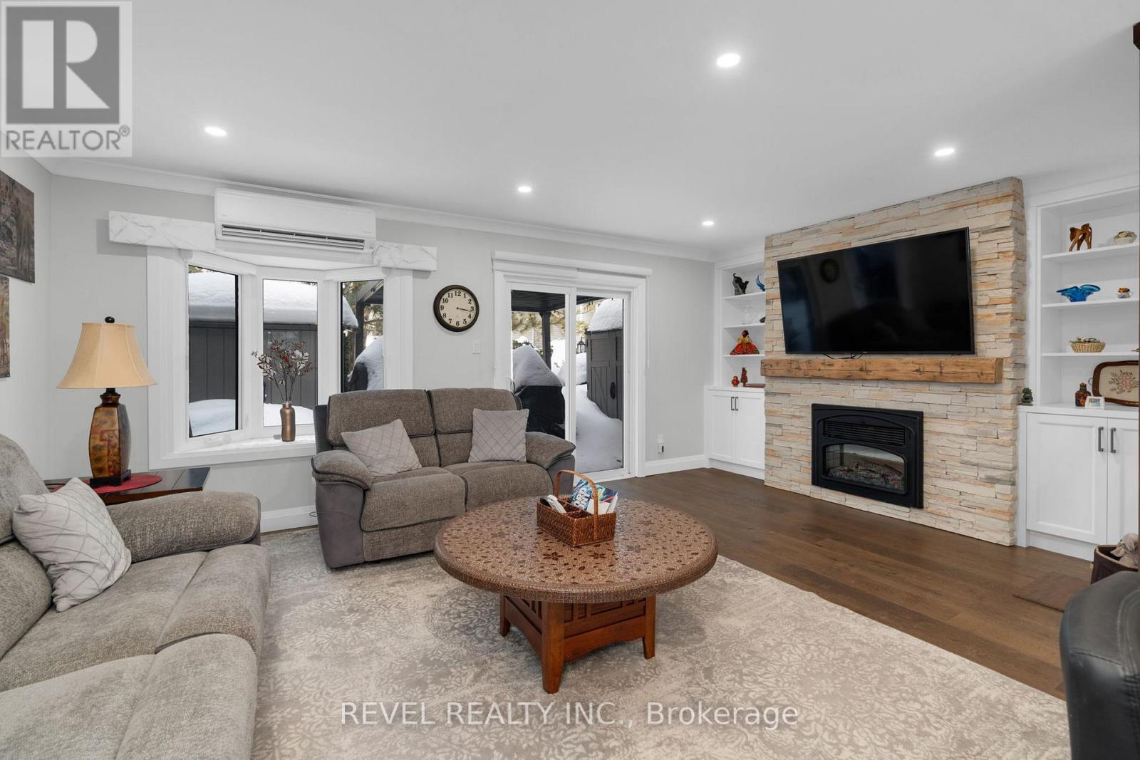 #13 39 28TH STREET S - 11