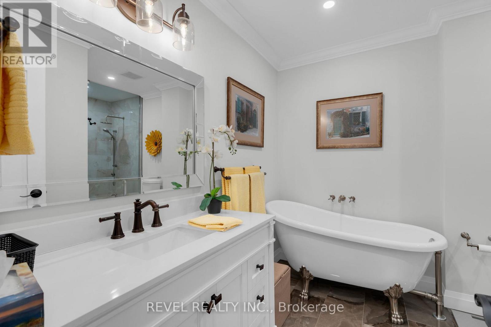 #13 39 28TH STREET S - 22