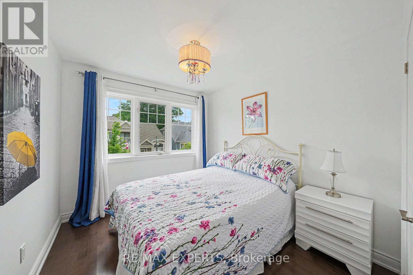 58 SAVANNAH CRESCENT - 23
