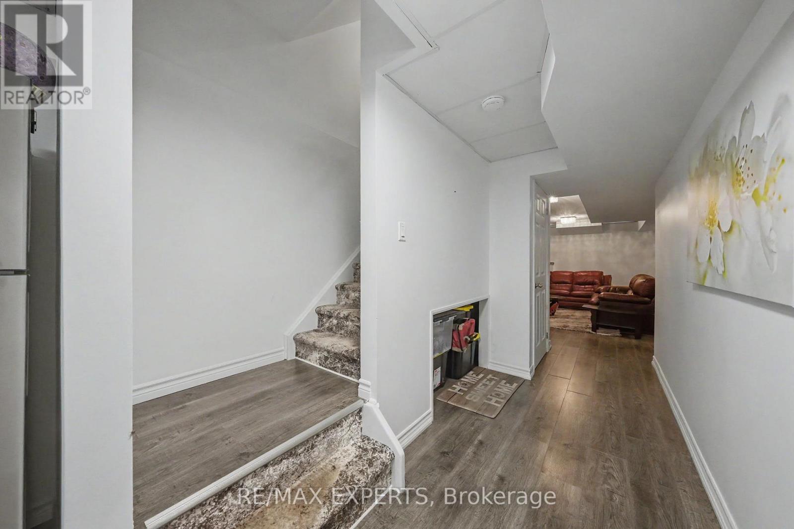 58 SAVANNAH CRESCENT - 28
