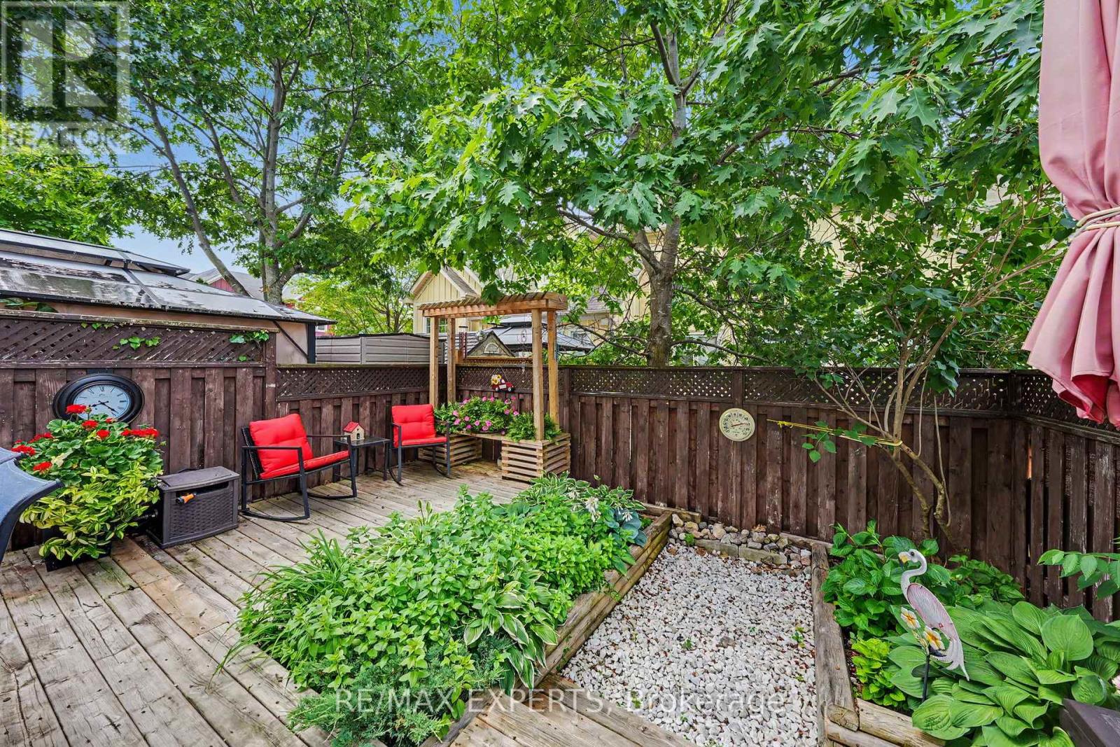 58 SAVANNAH CRESCENT - 37