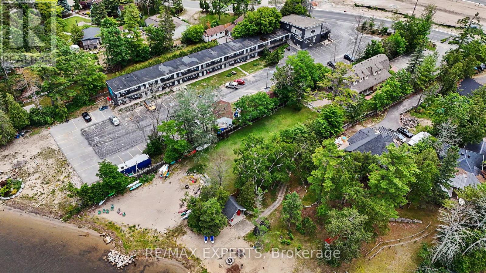 58 SAVANNAH CRESCENT - 41