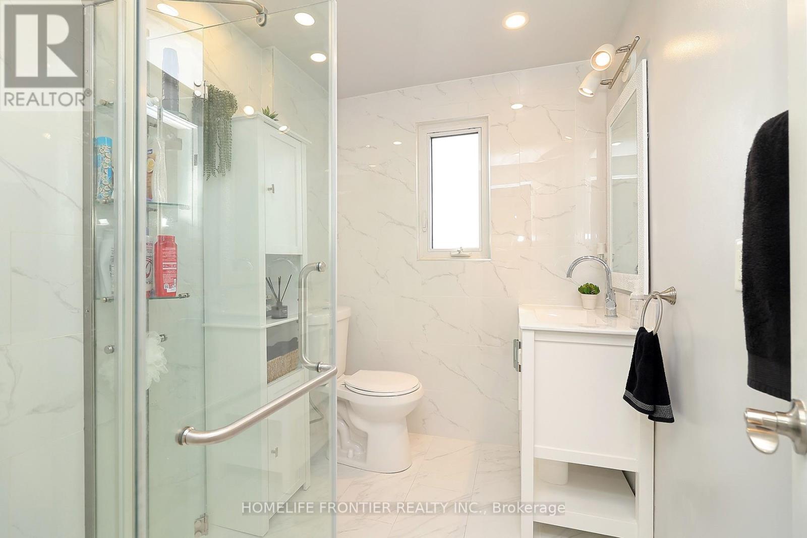 12 PORTER AVENUE - 16