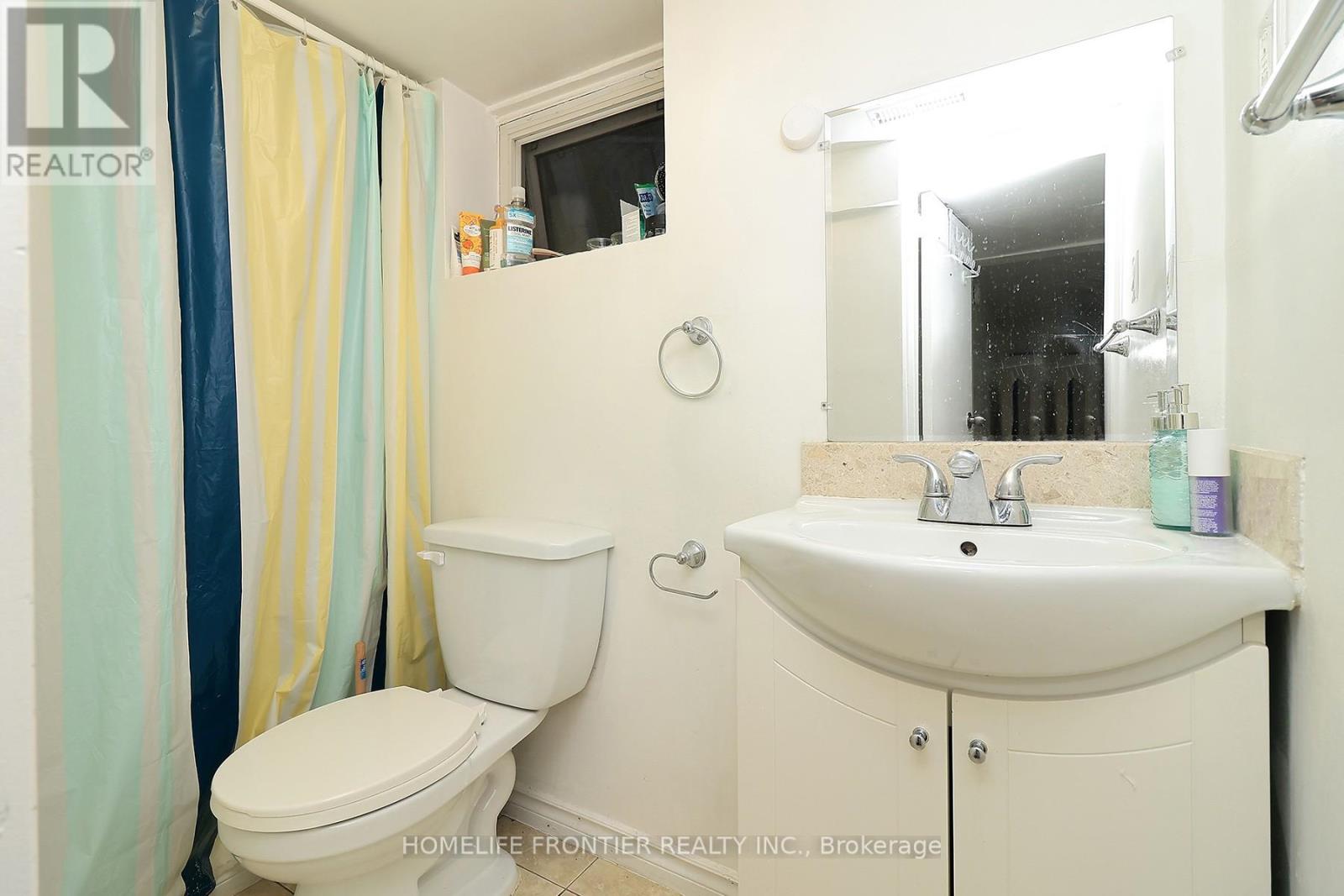 12 PORTER AVENUE - 18