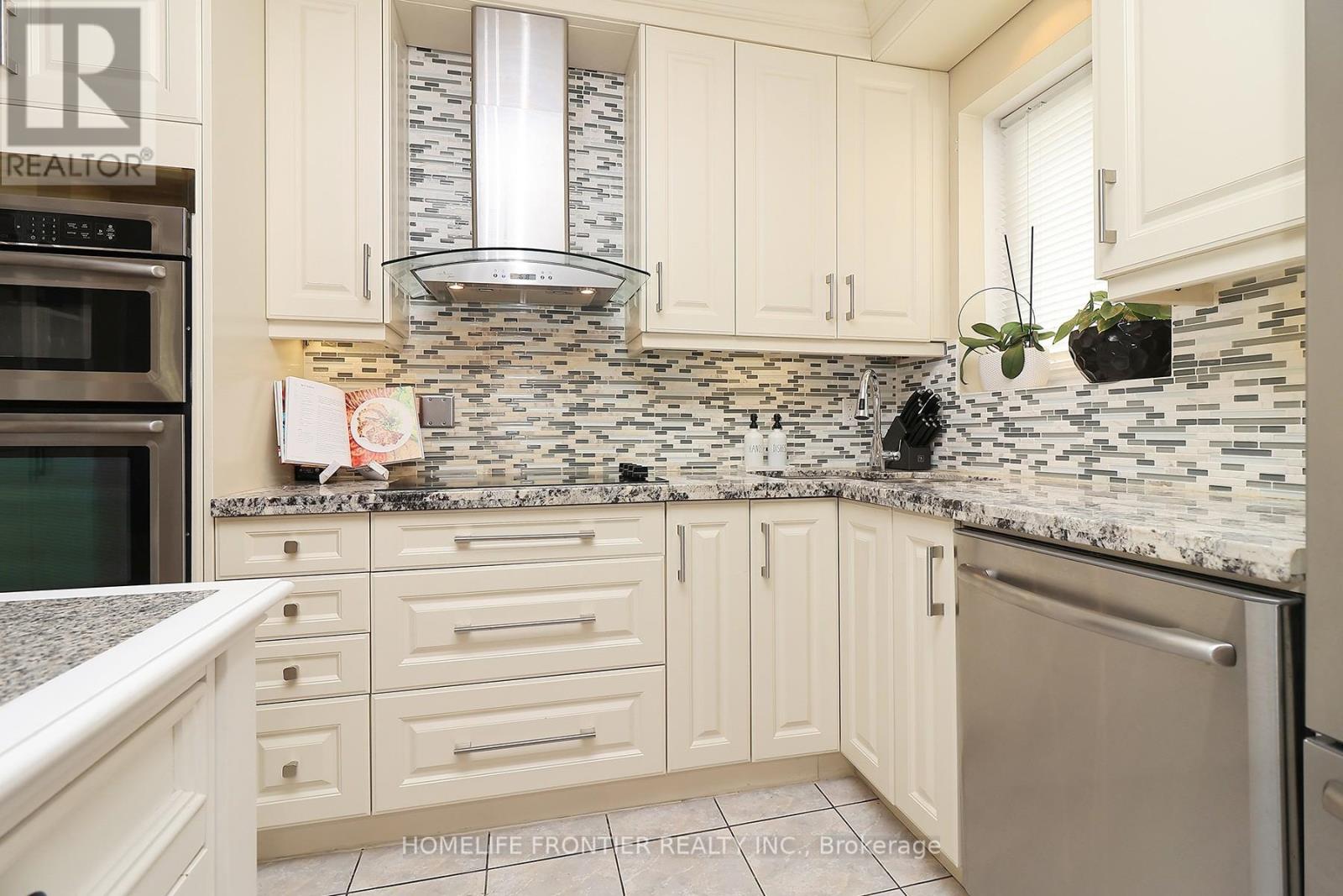 12 PORTER AVENUE - 6
