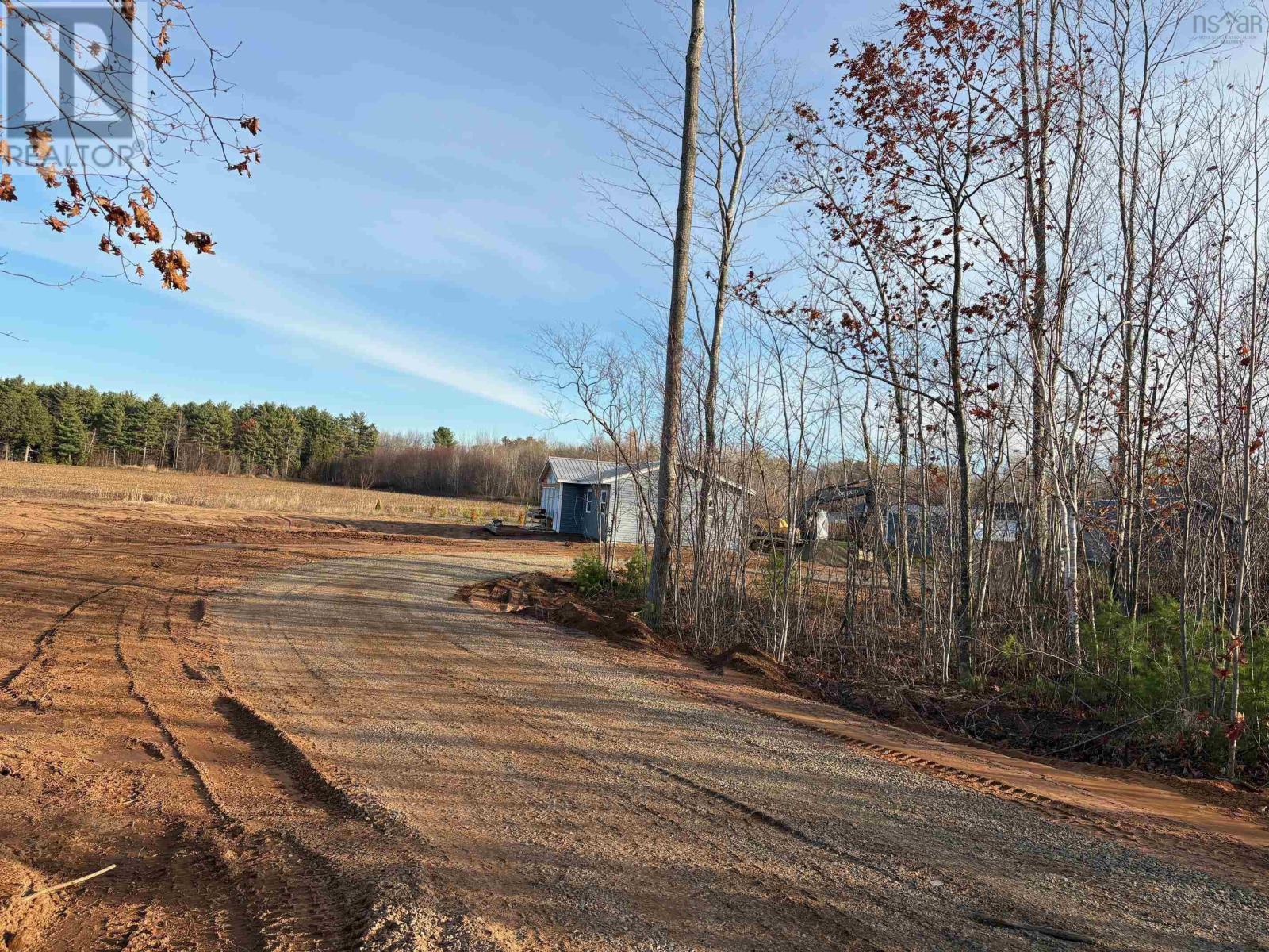 668 Whitman Road, Ward/Whitman - 34