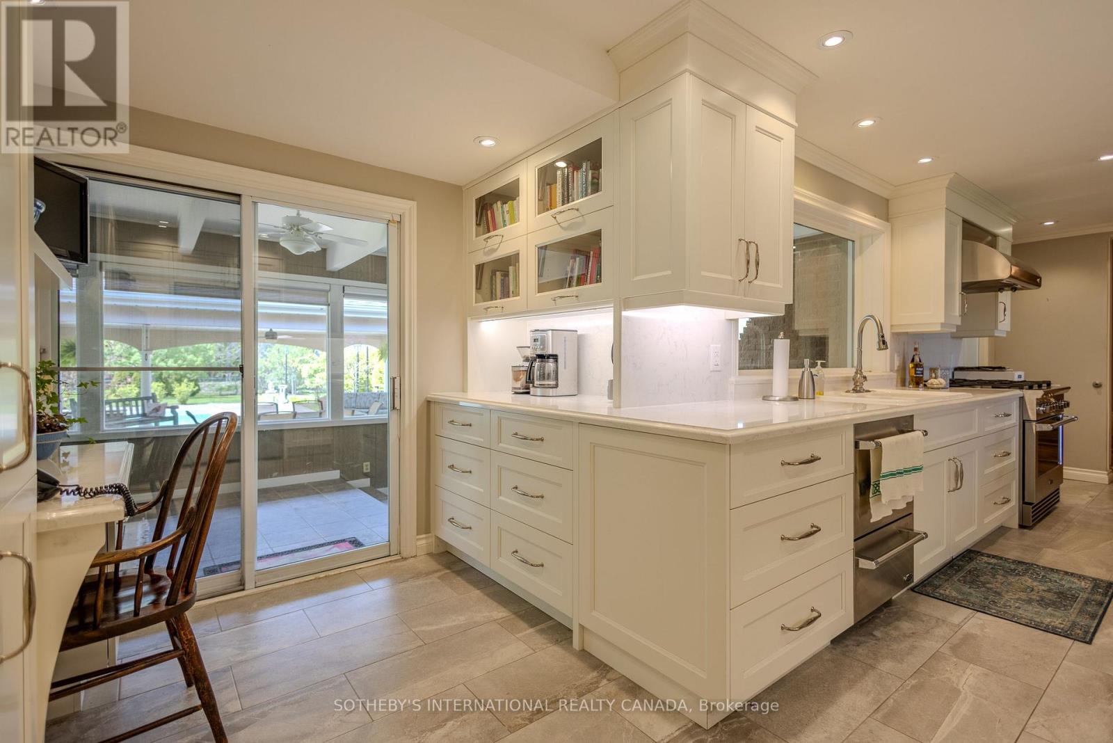 9317 NIAGARA RIVER PARKWAY - 12