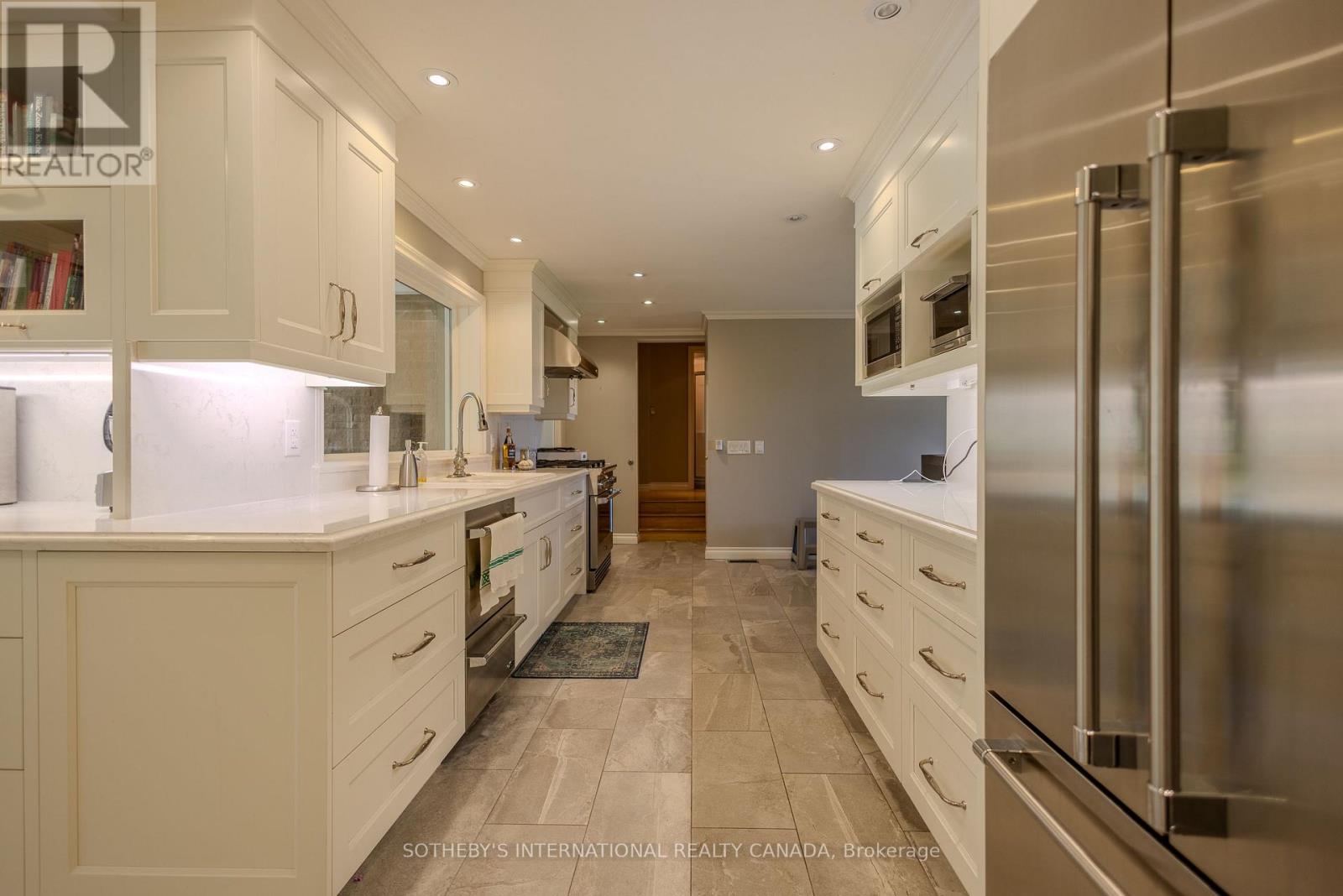 9317 NIAGARA RIVER PARKWAY - 13