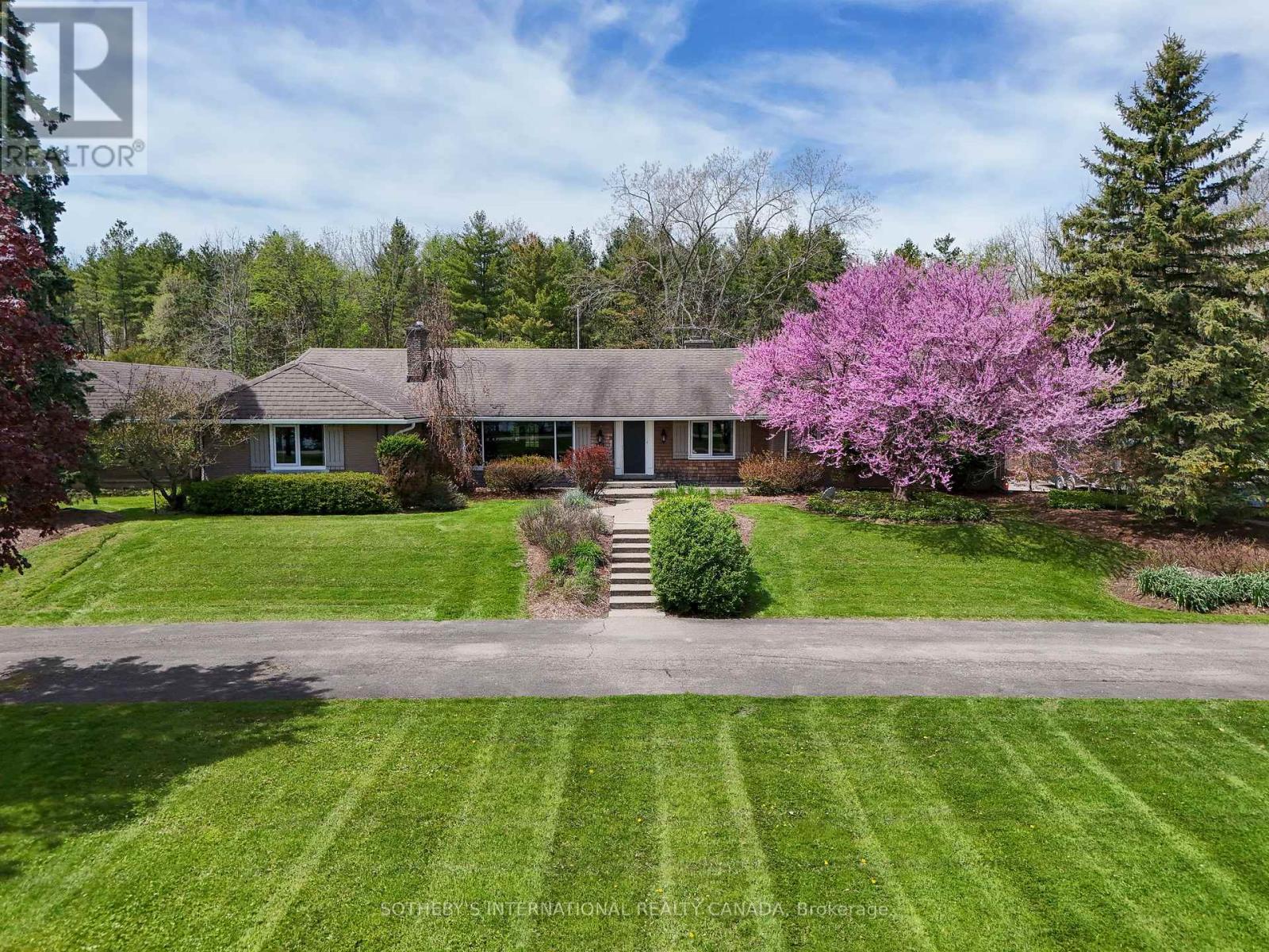 9317 NIAGARA RIVER PARKWAY - 2