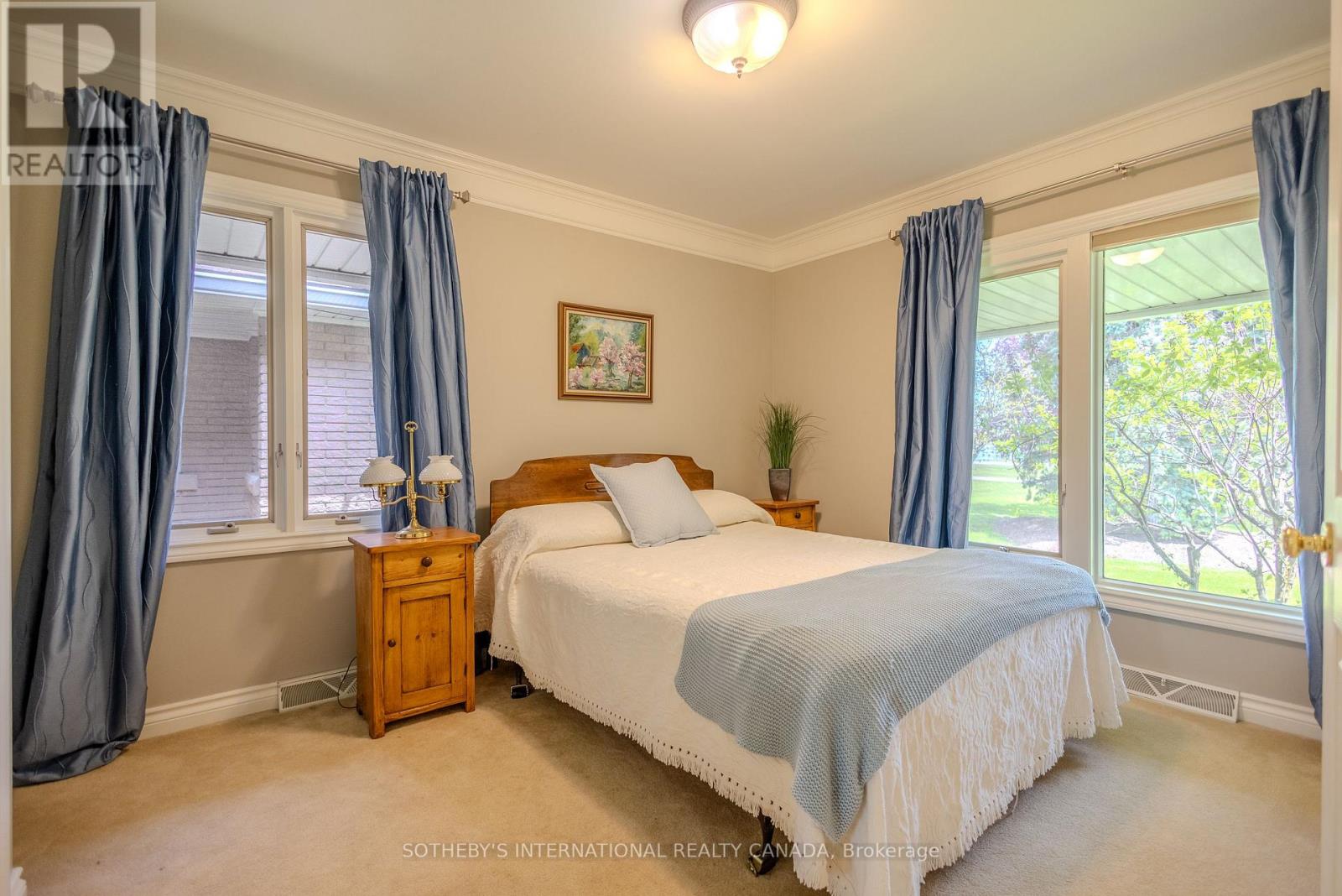 9317 NIAGARA RIVER PARKWAY - 26
