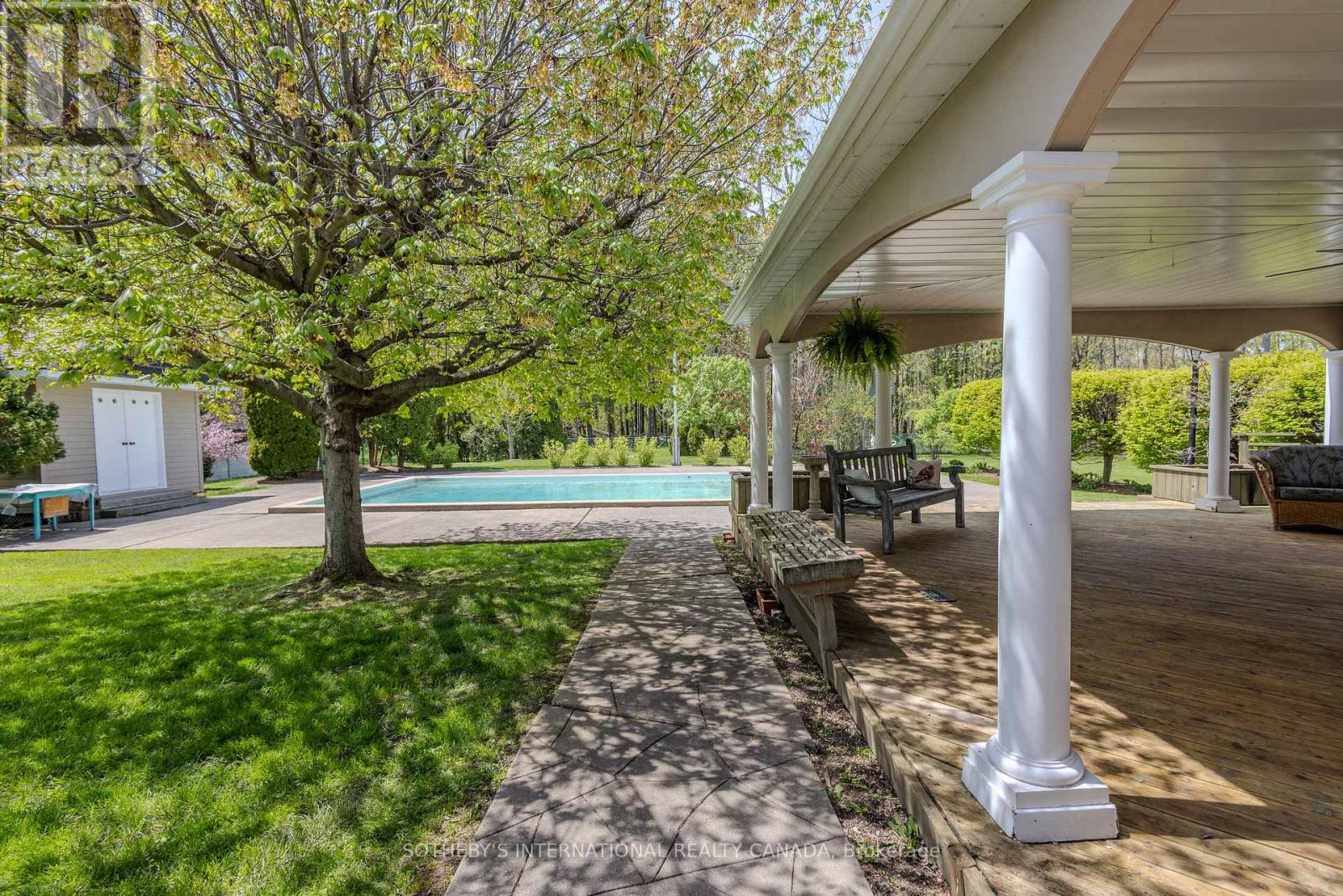 9317 NIAGARA RIVER PARKWAY - 39