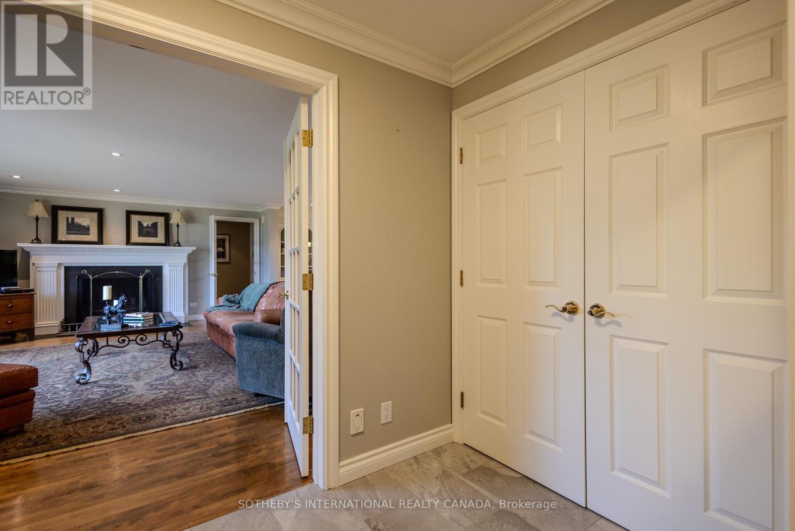9317 NIAGARA RIVER PARKWAY - 7
