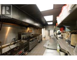 693 Coronation Boulevard, Cambridge, ON N1R3G5 Photo 8