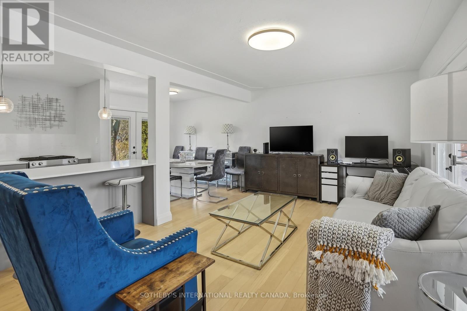 306 CENTRE STREET - 7