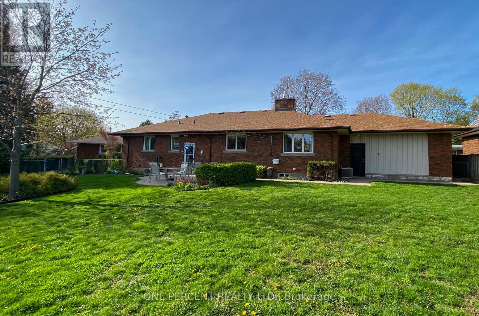 16 DALEVIEW CRESCENT - 20