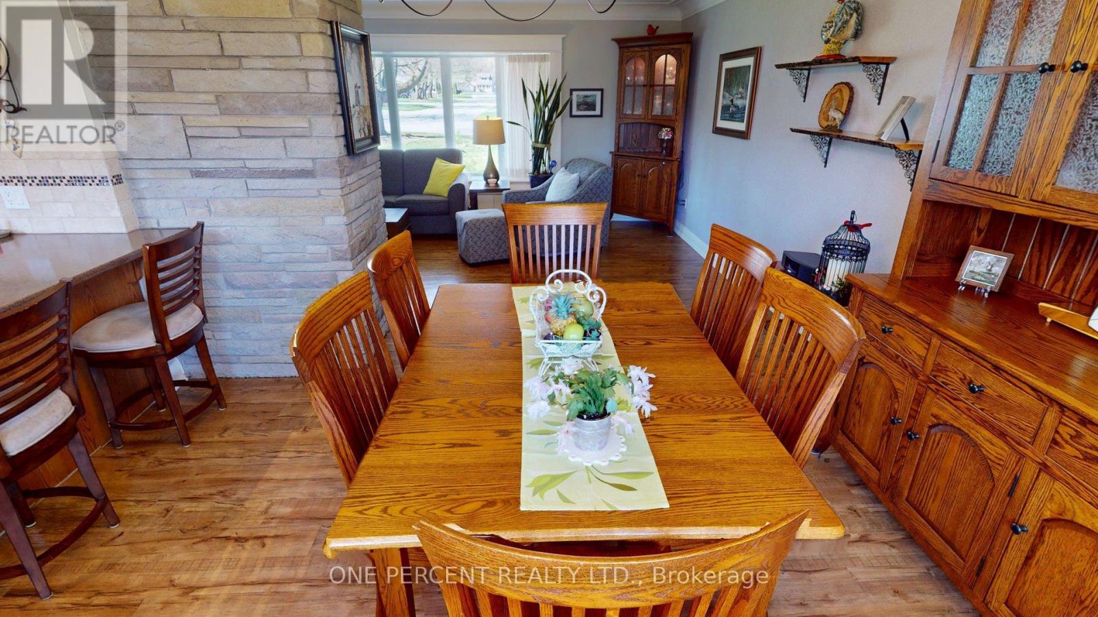 16 DALEVIEW CRESCENT - 9