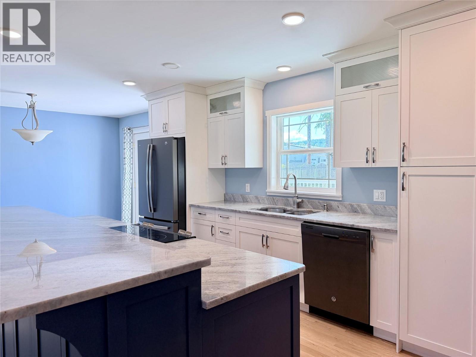 723 8th Street S - Image 12