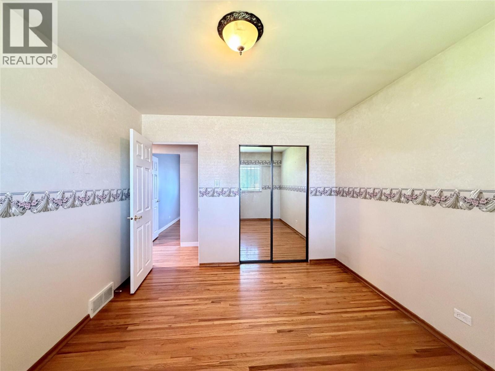 723 8th Street S - 19