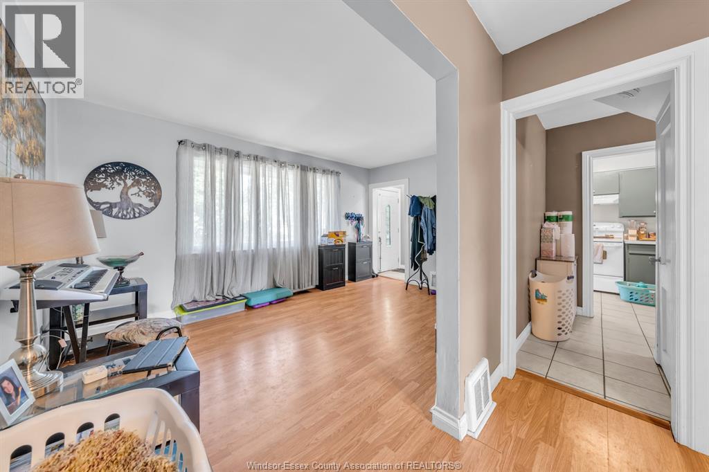 1854 Byng ROAD - 10