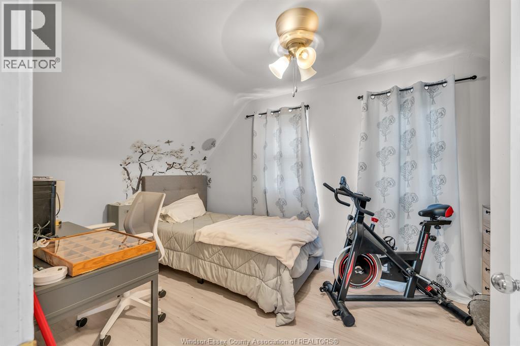 1854 Byng ROAD - 20