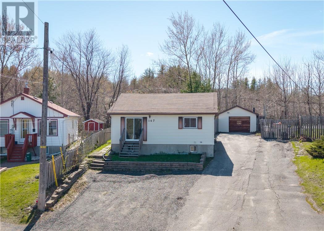 147 Walter Avenue - 1