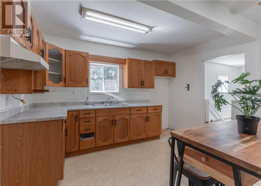 147 Walter Avenue - 15