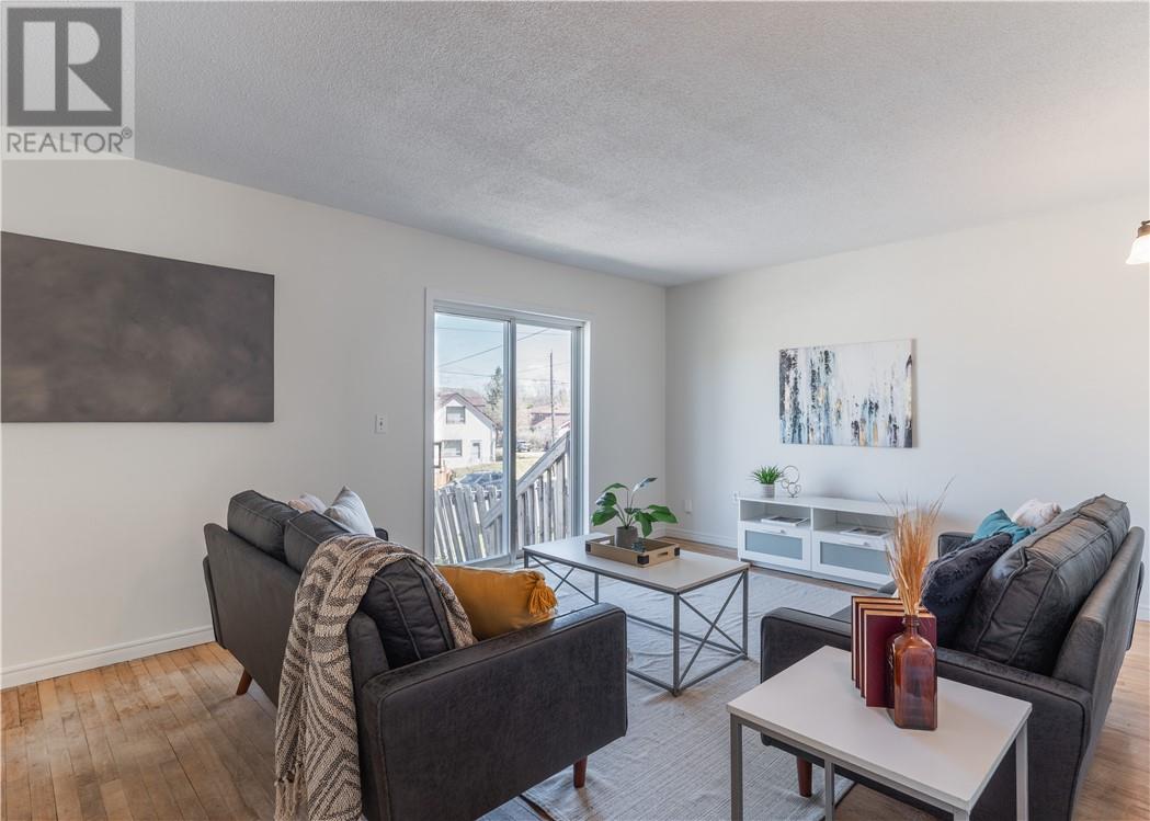 147 Walter Avenue - 3