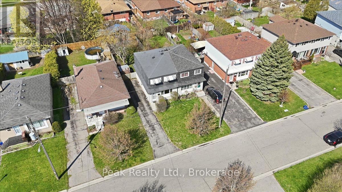 644 PERRY CRESCENT - 33