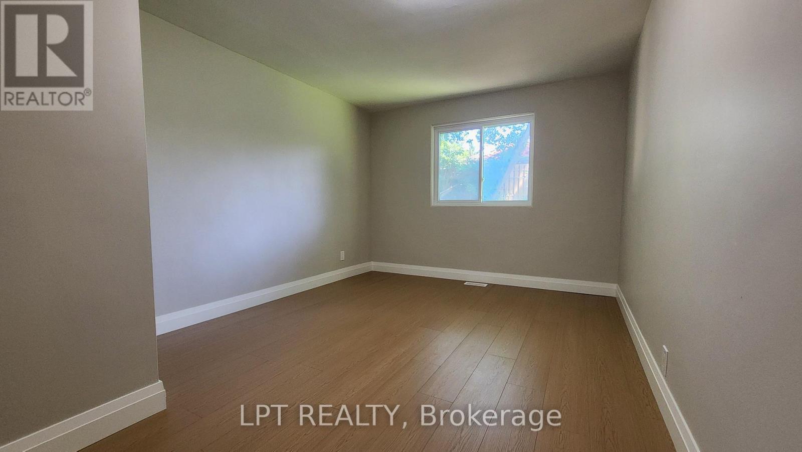 43 NEWBURY DRIVE - 8