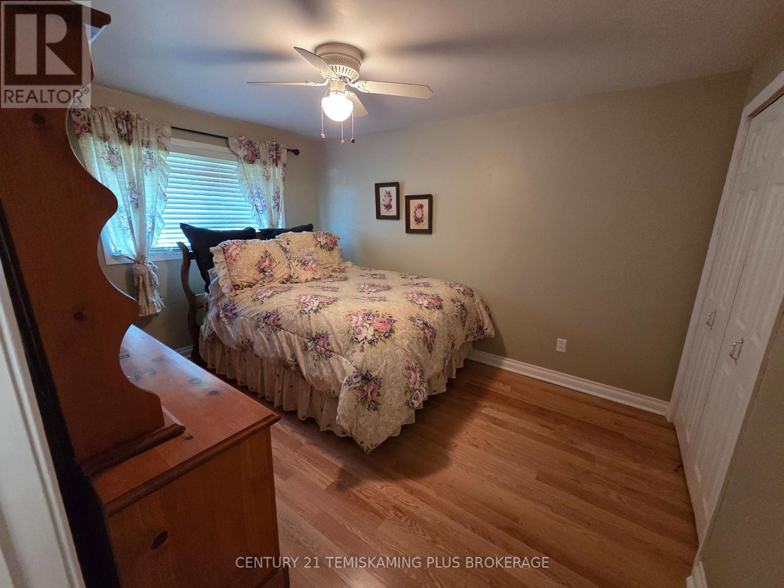 22 HARDING AVENUE - 15