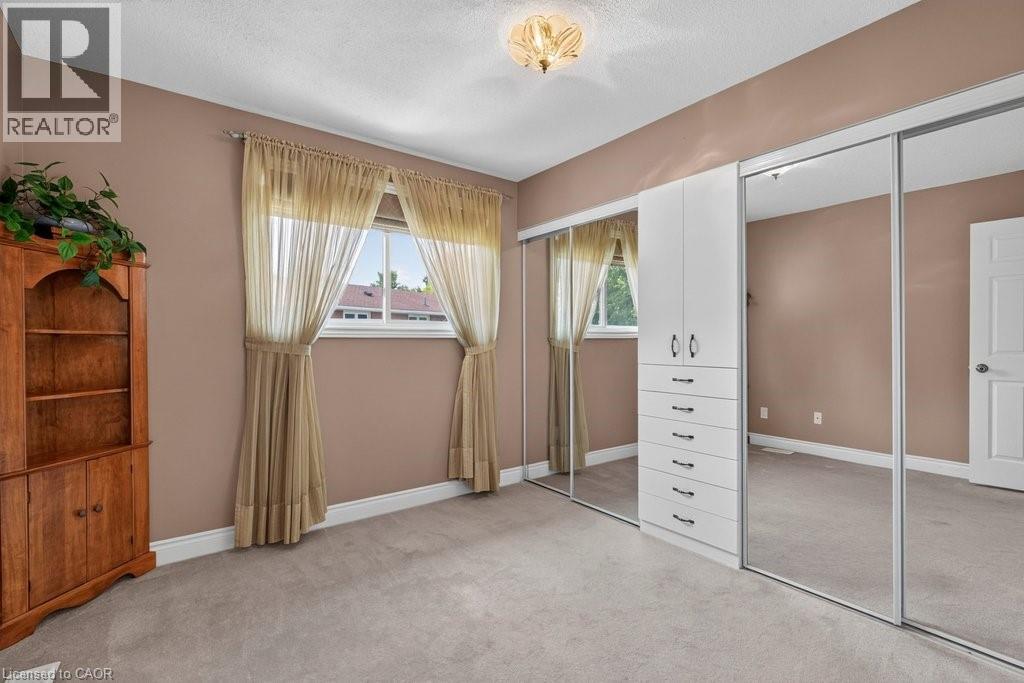 409 MOHAWK Road W - 19