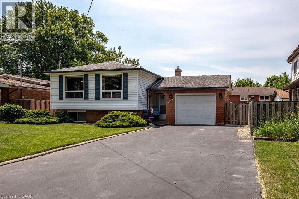 409 MOHAWK Road W - 1