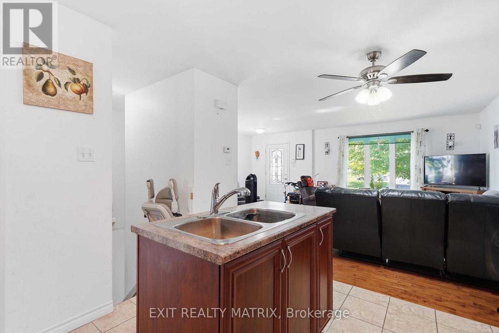 313 NELSON STREET - 11