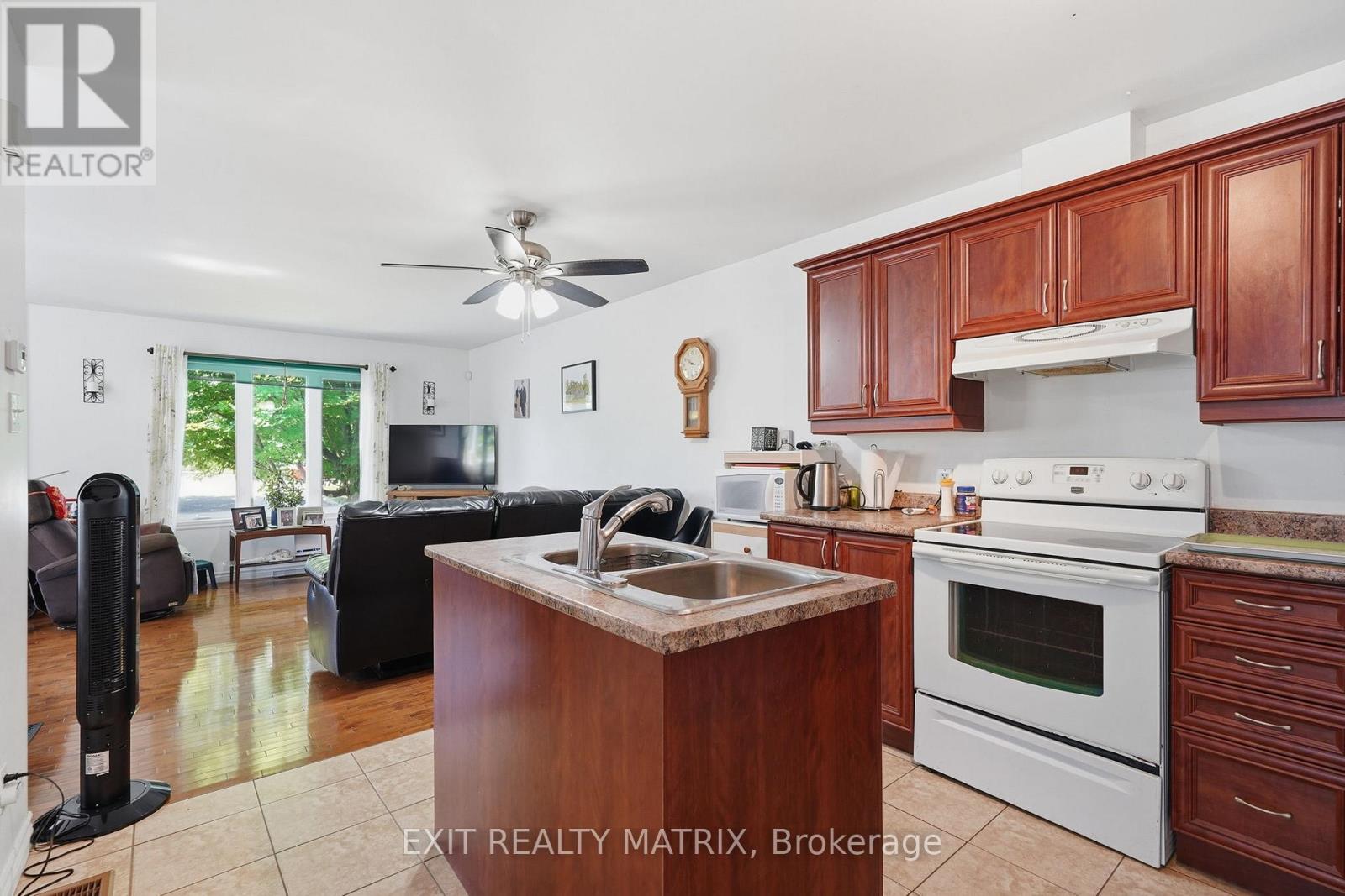 313 NELSON STREET - 12
