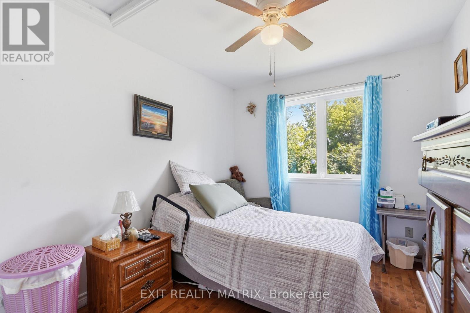313 NELSON STREET - 16
