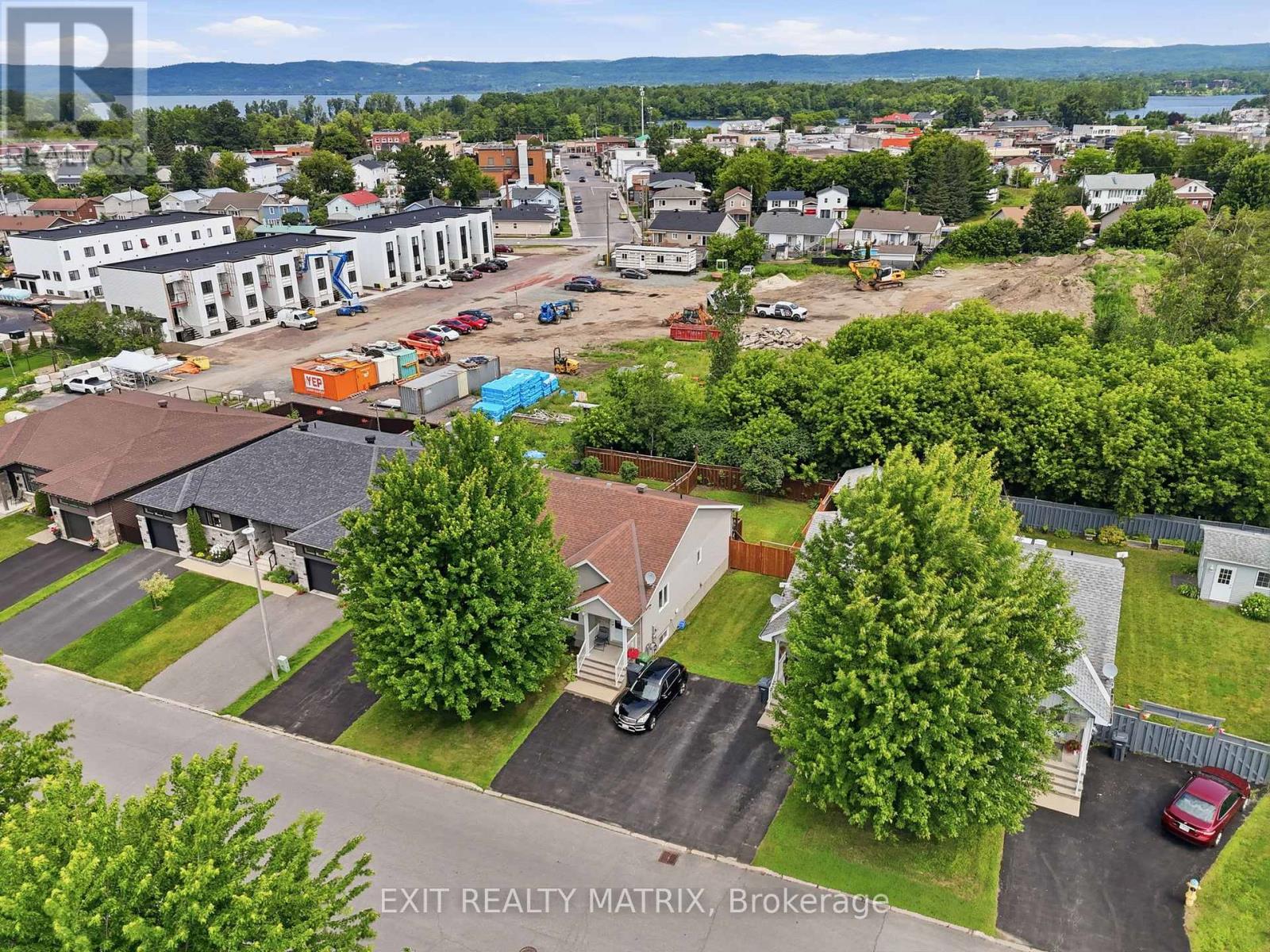 313 NELSON STREET - 31