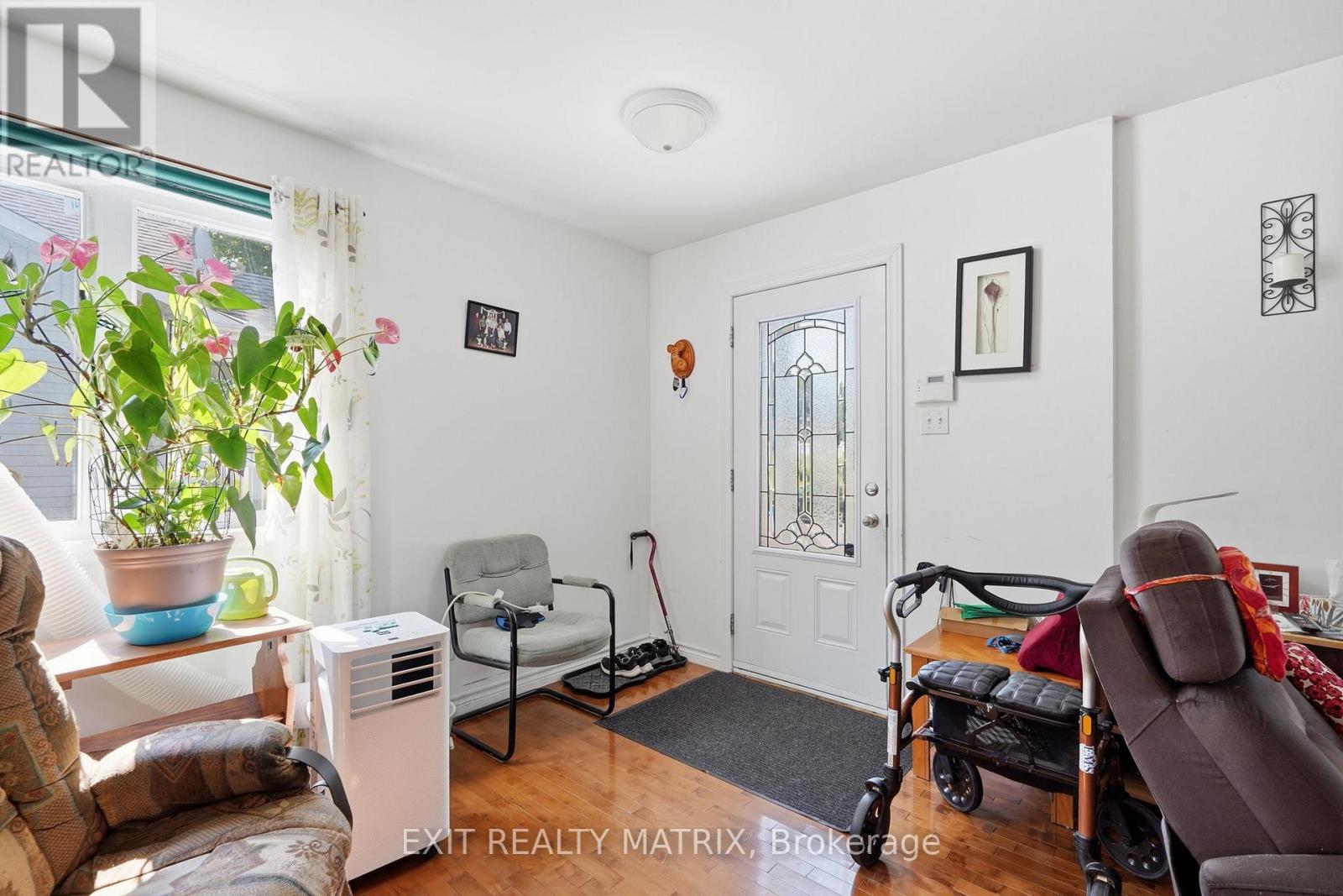 313 NELSON STREET - 4