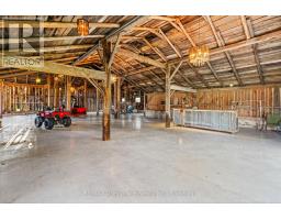 3476 Garden Of Eden Road, Clearview, ON L0M1G0 Photo 38