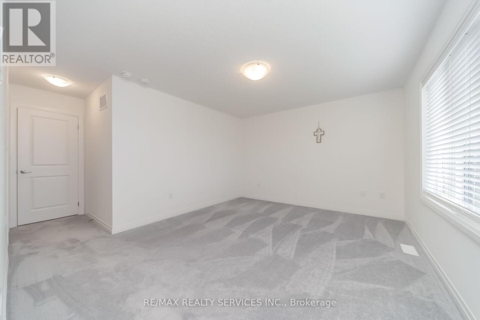 69 KIRKWOOD WAY - 23