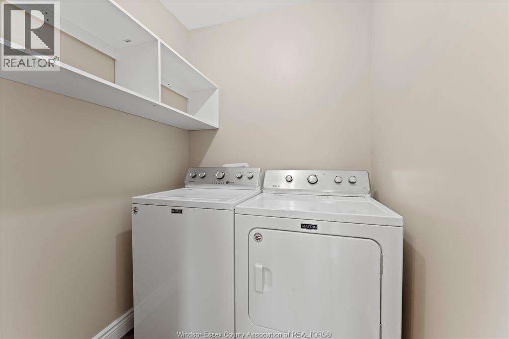 18 ELIZABETH CRESCENT - 23