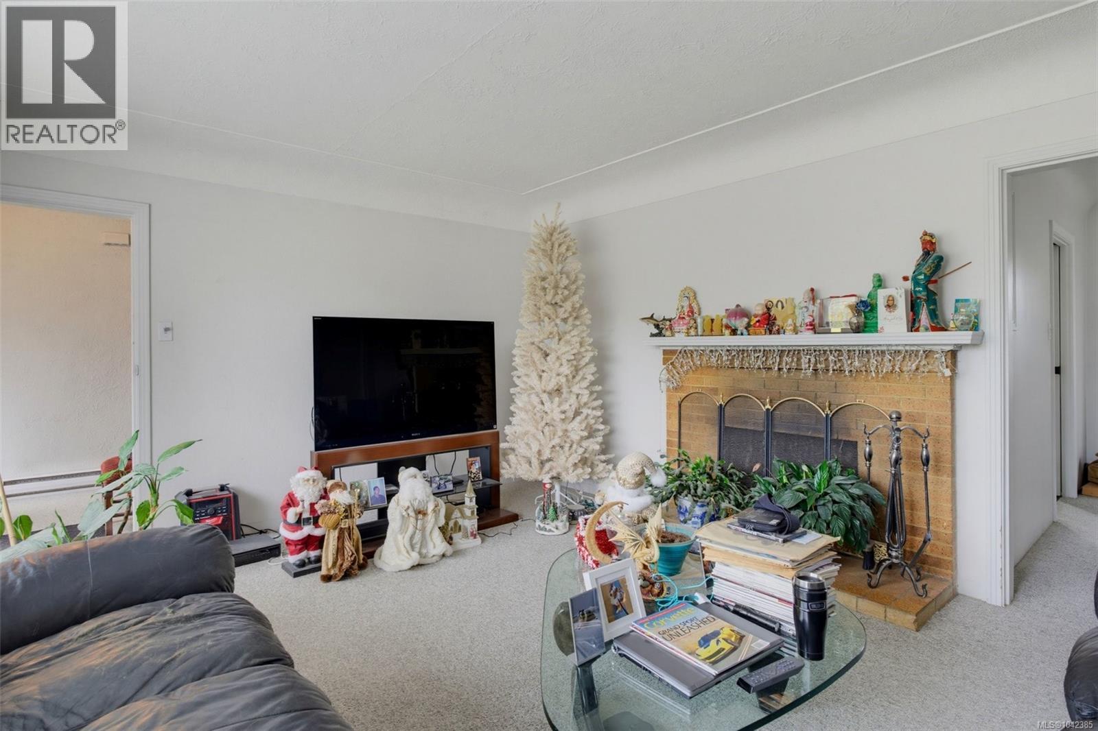 2343 Shelbourne St - 12