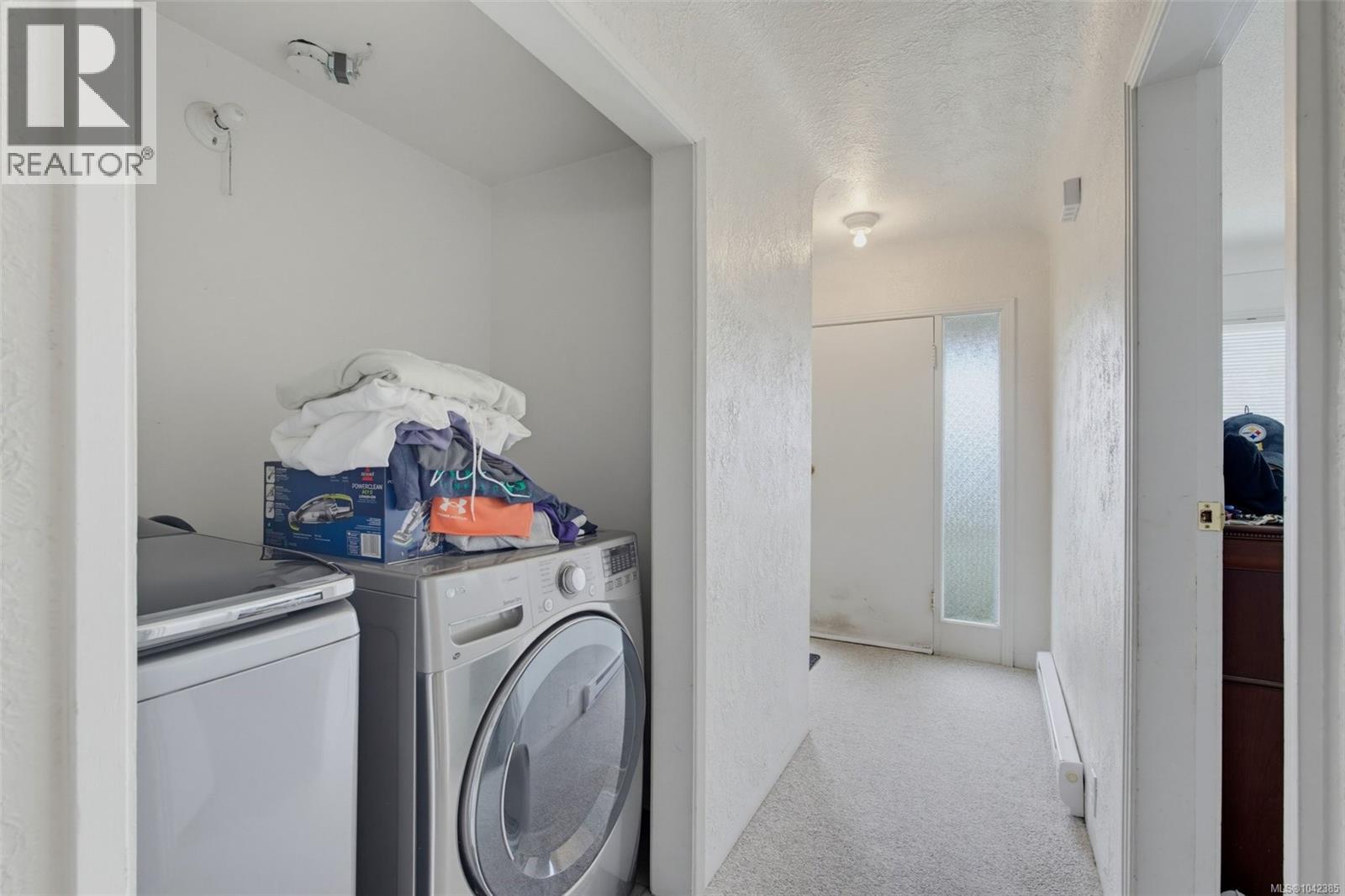 2343 Shelbourne St - 18