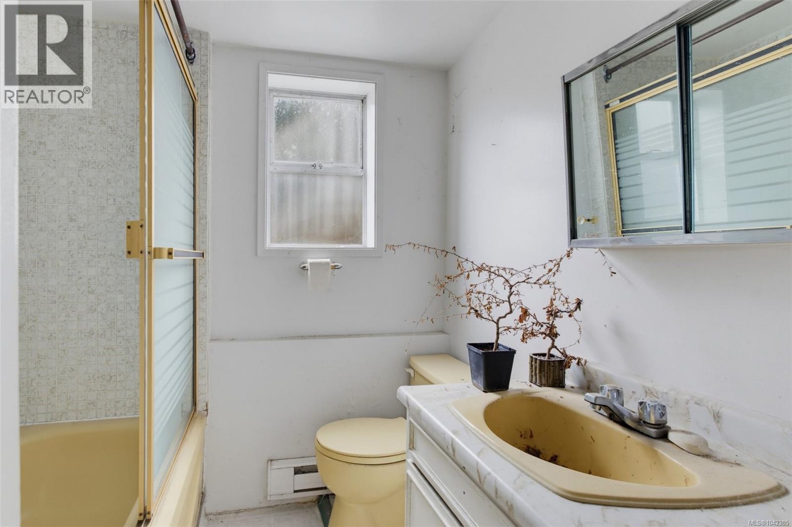 2343 Shelbourne St - 27