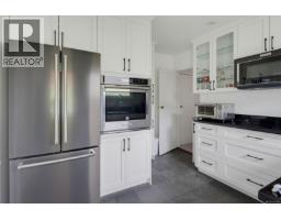 2343 Shelbourne St, Victoria, BC V8R6P4 Photo 17