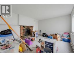 2343 Shelbourne St, Victoria, BC V8R6P4 Photo 20