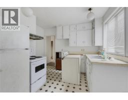 2343 Shelbourne St, Victoria, BC V8R6P4 Photo 25