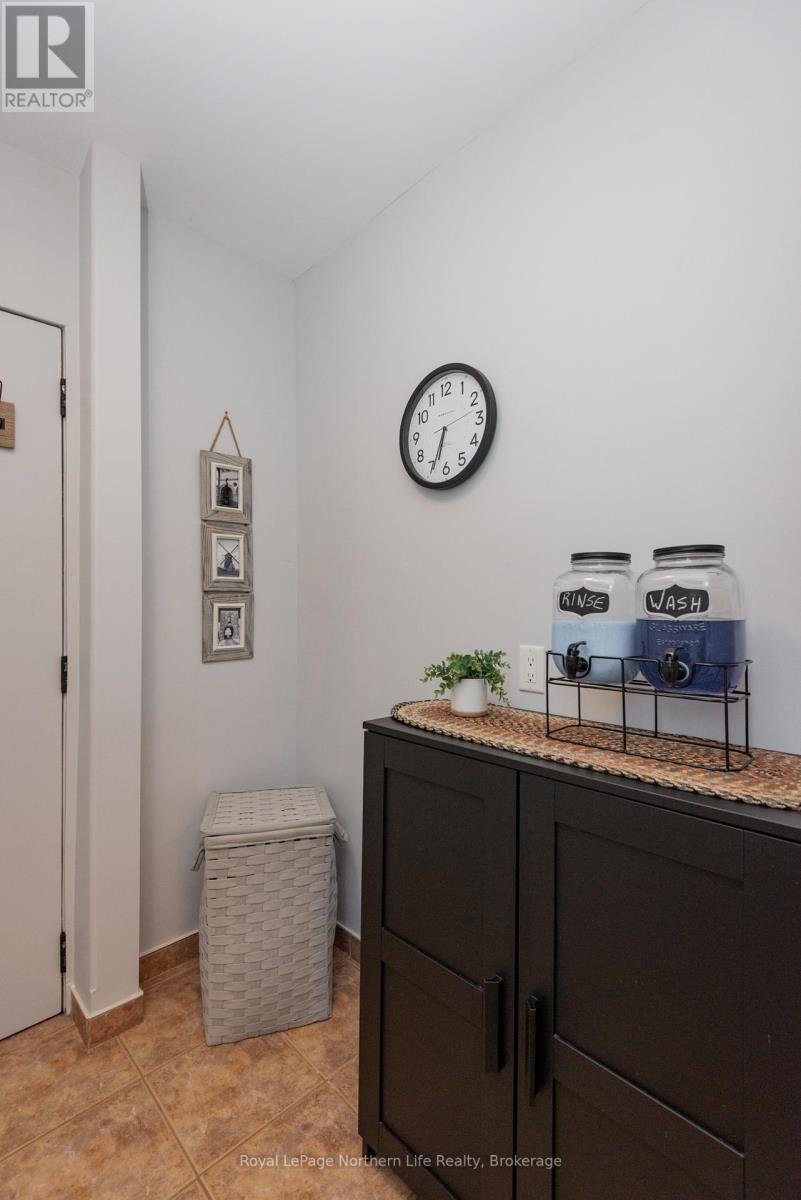 29 TAMERACK AVENUE - Image 37