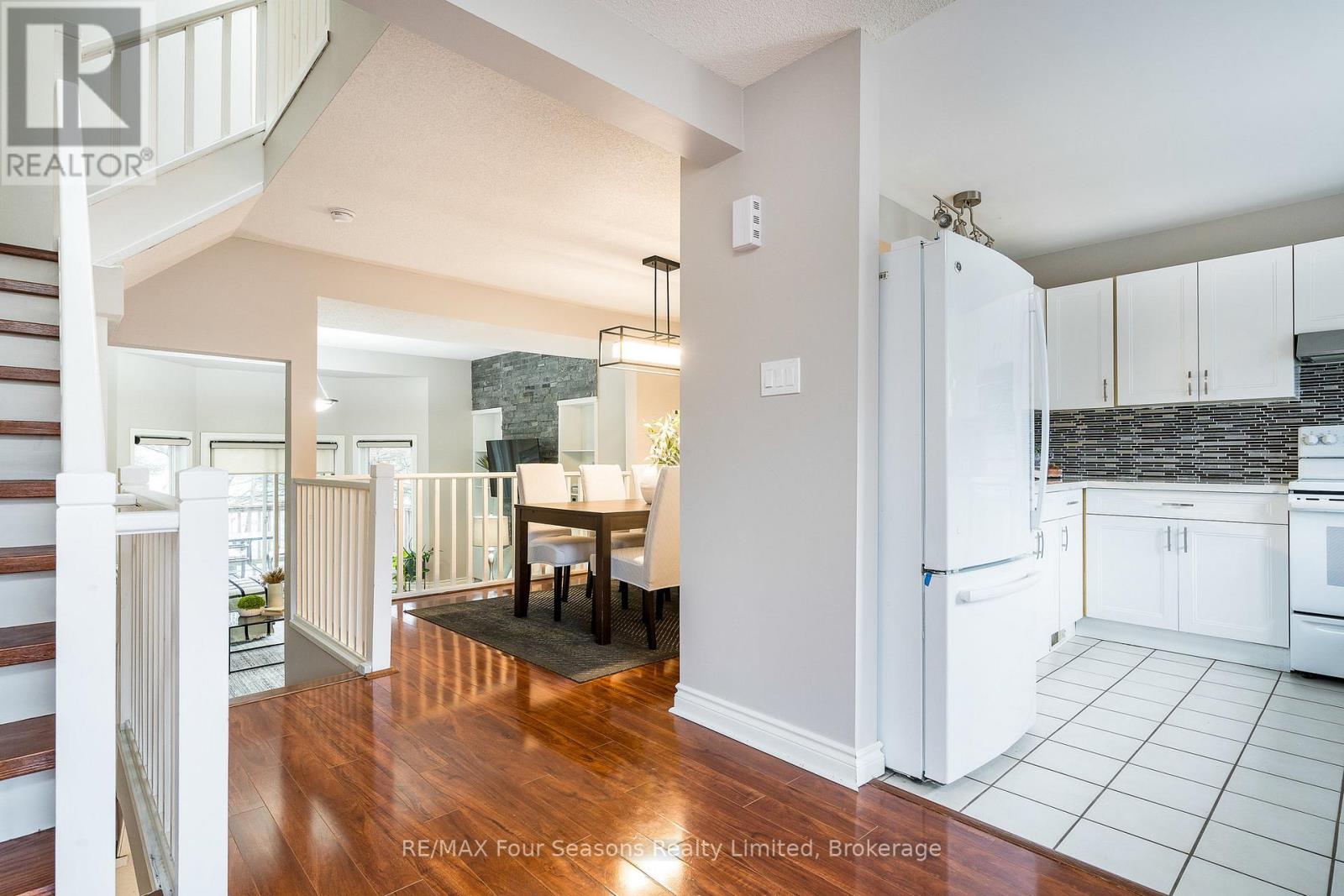 #25 25 STARBOARD ROAD - 25