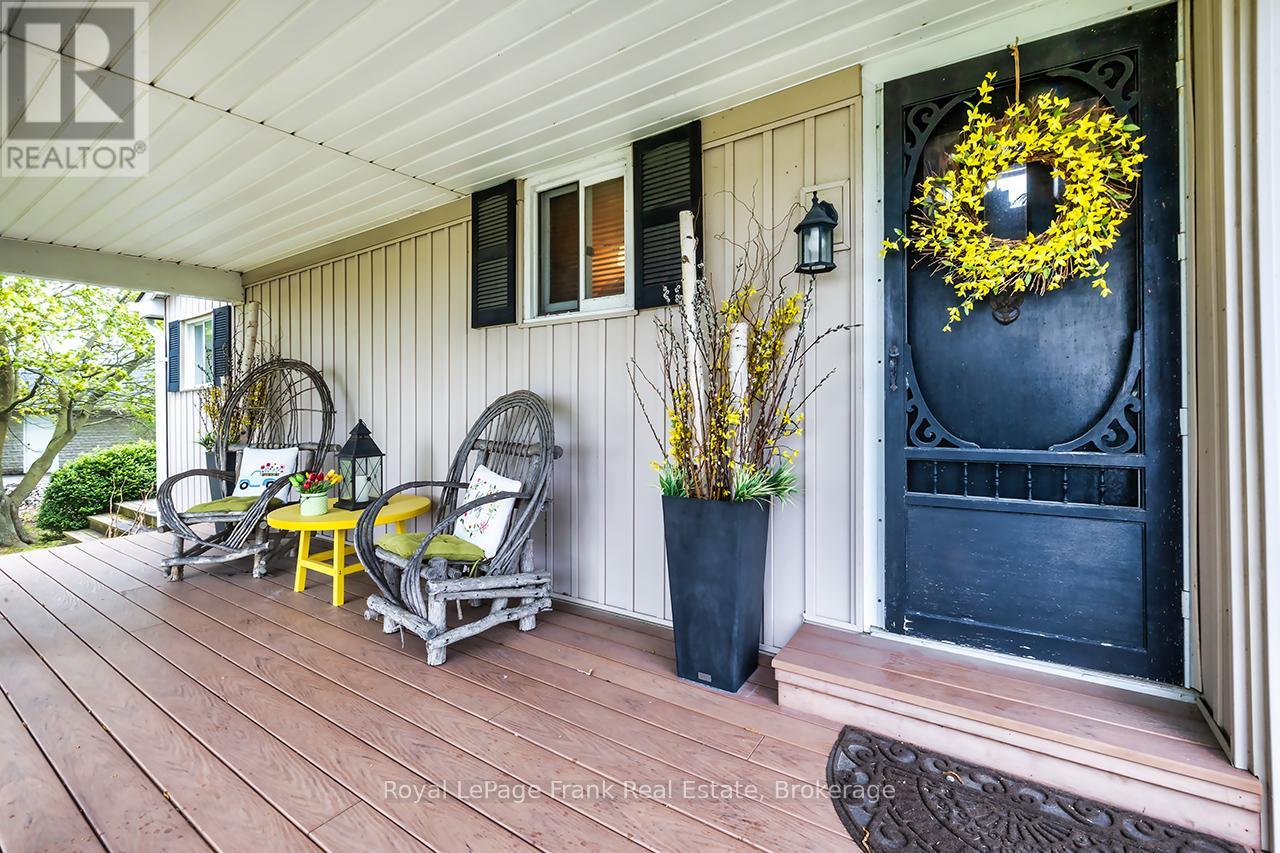 1361 HIGHWAY 7A - 3